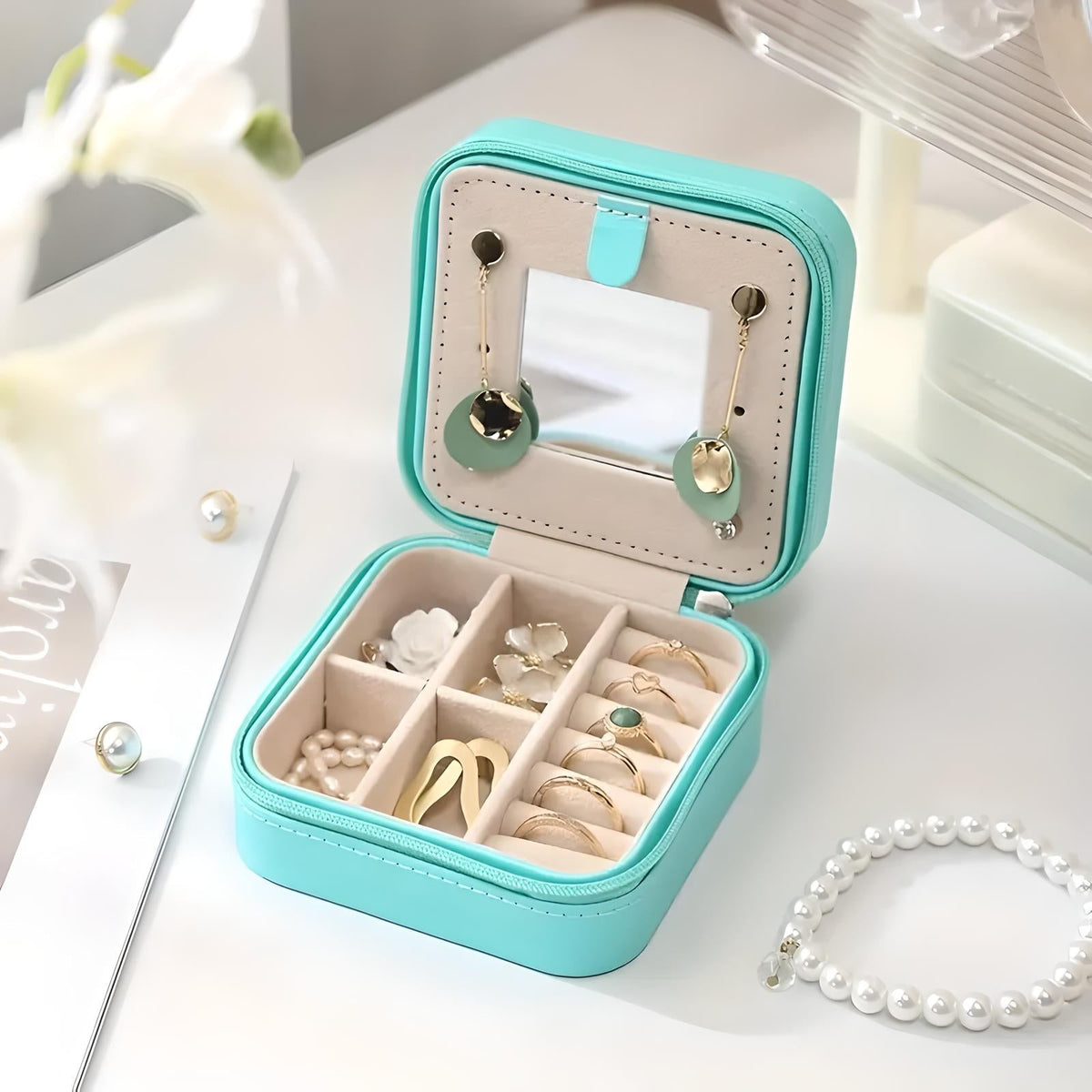 Shekeny - Minimalist Travel Jewelry Box