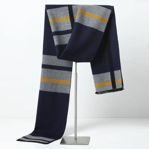 Ian – Winter Scarf for Men – Cozy & Elegant