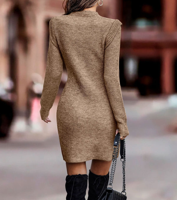 Anna - Classic Fit Long Sleeve Body-Hugging Dress