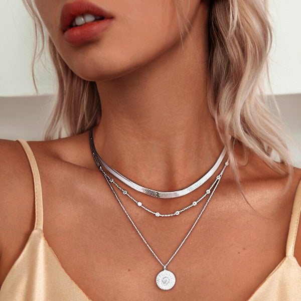 Aiko – Silver Layered Necklace – A Classic & Chic Look