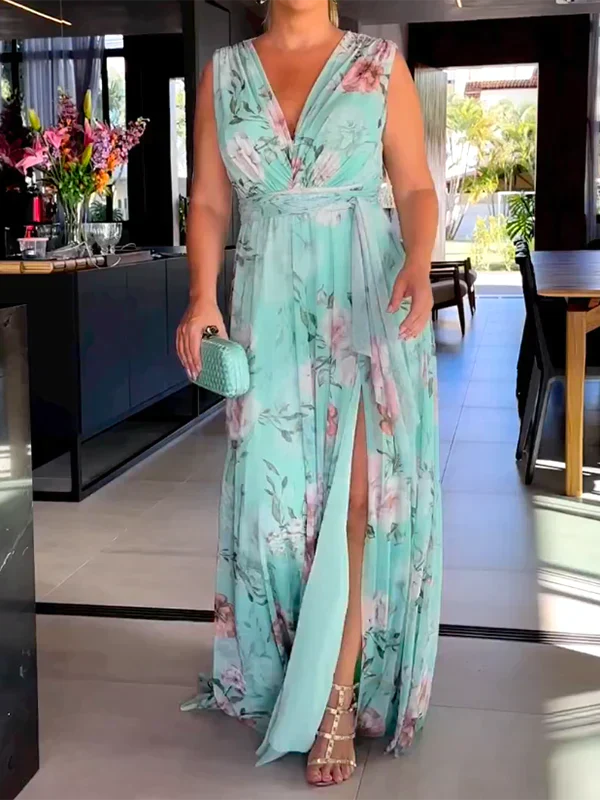 Bettina - Elegant Sleeveless Slit  Maxi Dress