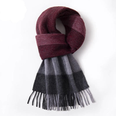 Dave – Fashionable Checked Scarf – Comfortable & Versatile