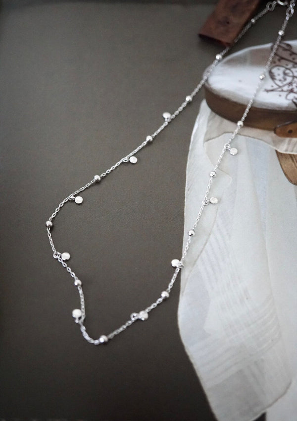 Lee – Silver Drop Necklace – Timeless Beauty with a Modern Edge