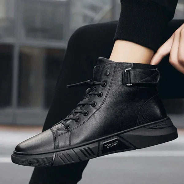 Arnaldo | Black Boots