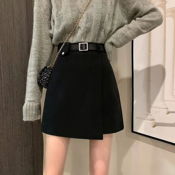 Venie - Mini Skirt With Belt