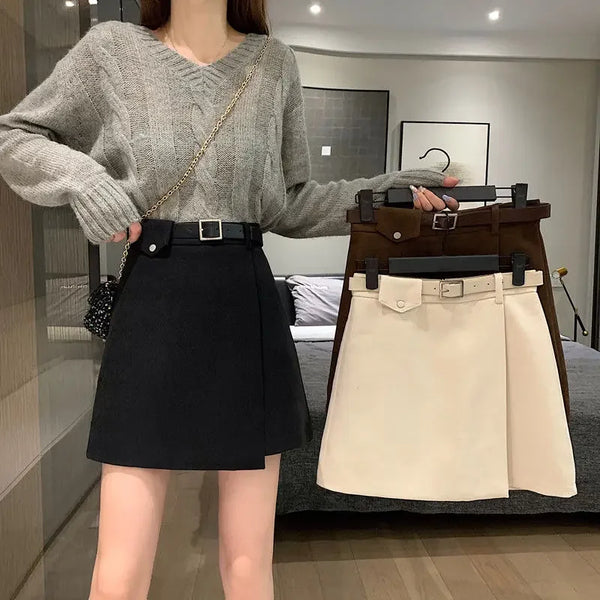 Venie - Mini Skirt With Belt