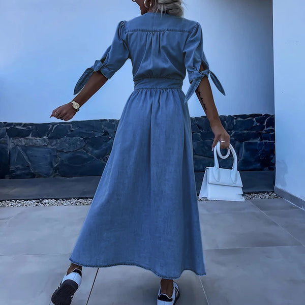 Larisa  - Elegant Buttoned Midi Dress