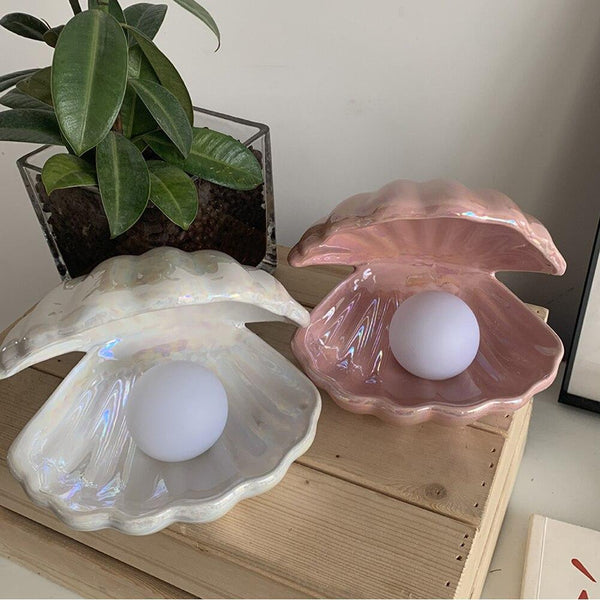 Chelly Chic Shell Lamp – Soft LED Glow – Elevate Your Coastal Decor