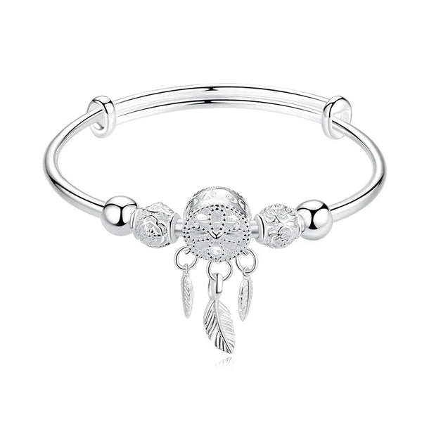 Charlotte – Silver Dreamcatcher Bracelet – A Timeless Accessory with Symbolic Charm