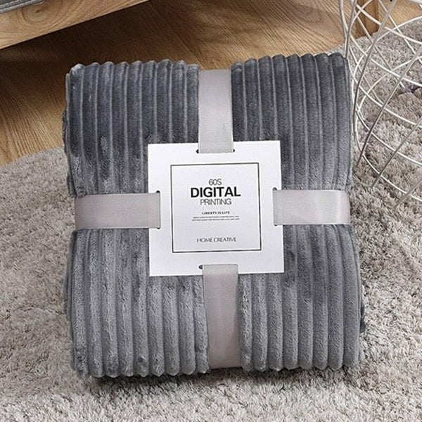 Cozy Soft Fleece Blanket - Warm, Lightweight & Perfect for All Seasons