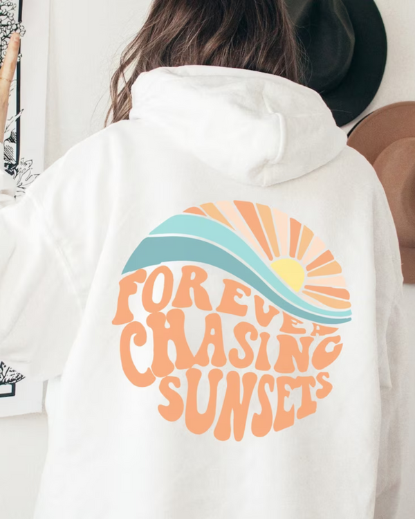 Kira - Stylish Hoodie "Forever Chasing Sunsets"