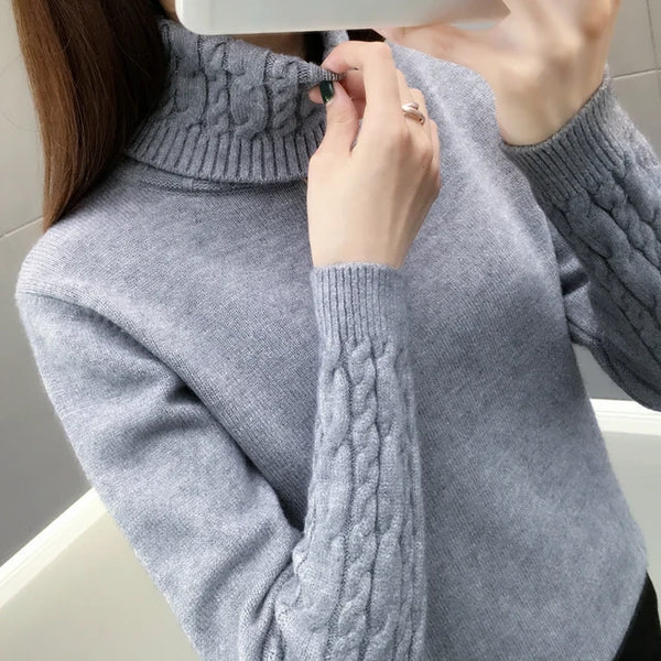 Kelsy - Warm Turtleneck Sweater