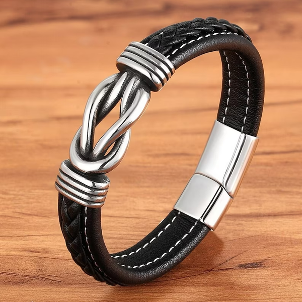 KnotCraft - Leather Knot Bracelet - Stylish & Durable Design