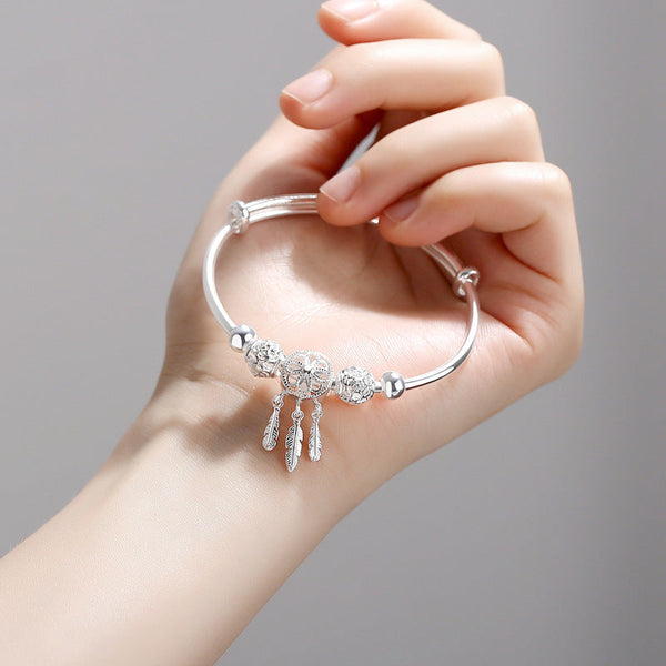 Charlotte – Silver Dreamcatcher Bracelet – A Timeless Accessory with Symbolic Charm