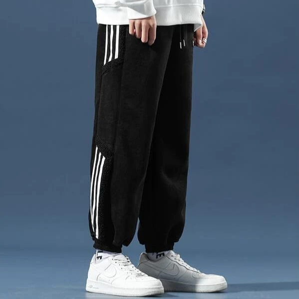 West - Stylish Men's Urban Jogger