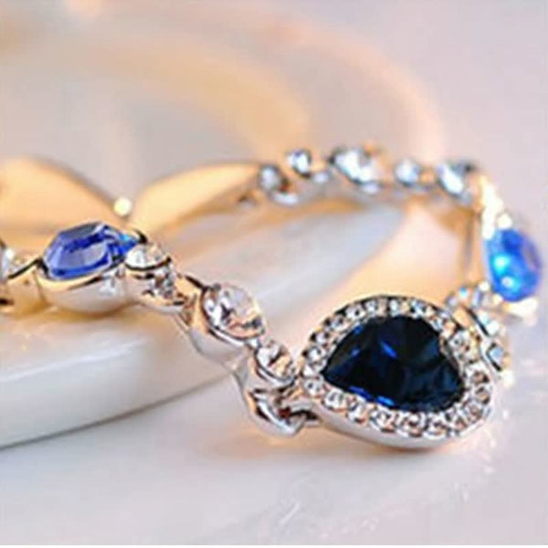 Ella – Blue Bracelet – Perfect for Adding Brightness & Elegance to Your Outfit