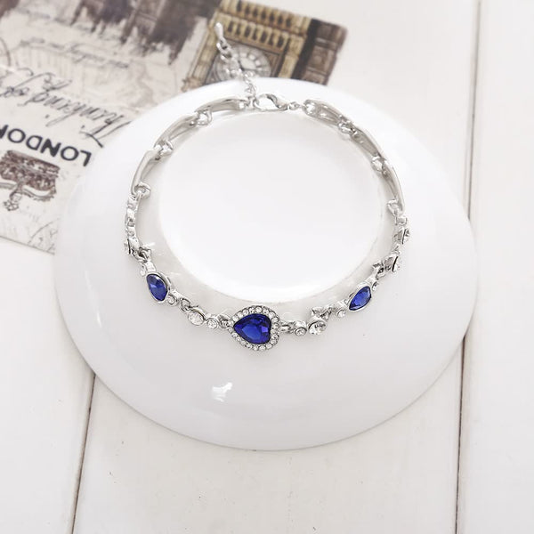 Ella – Blue Bracelet – Perfect for Adding Brightness & Elegance to Your Outfit