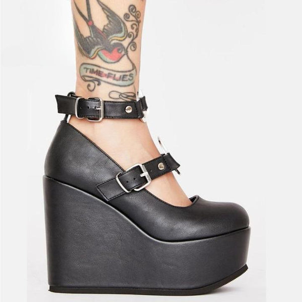 Angellee - Bold Platform Boots