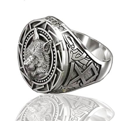 LoneHowl - Wolf Ring - Bold Design & Powerful Symbolism