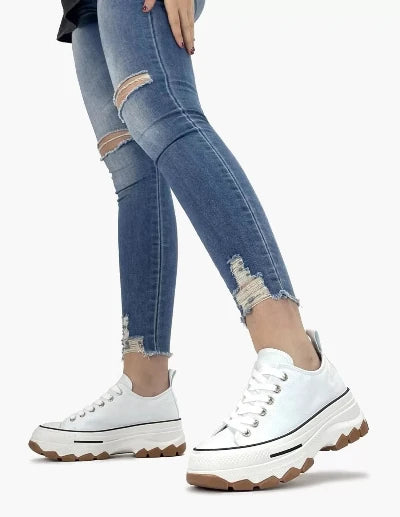 Frily - Classic Sneakers for Women