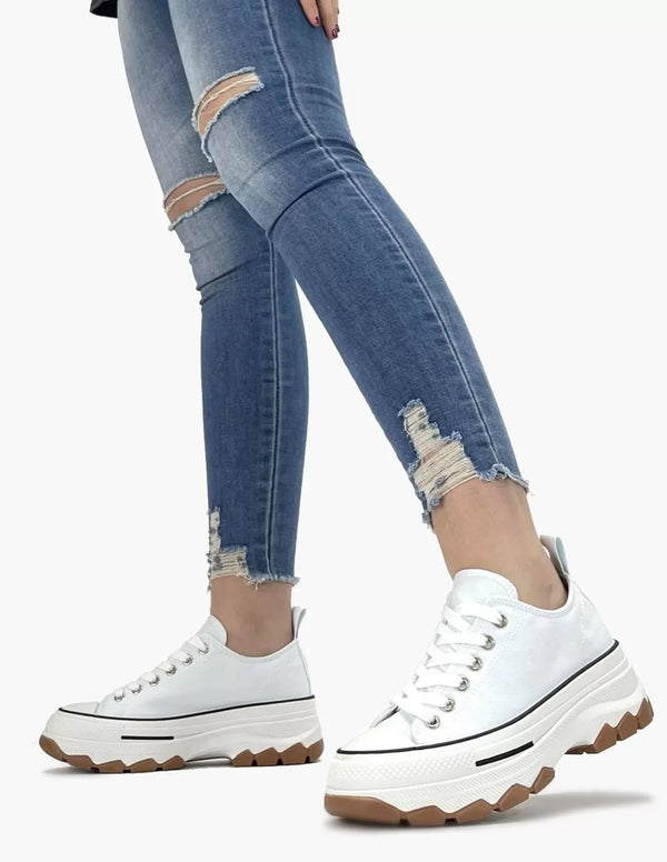 Frily - Classic Sneakers for Women