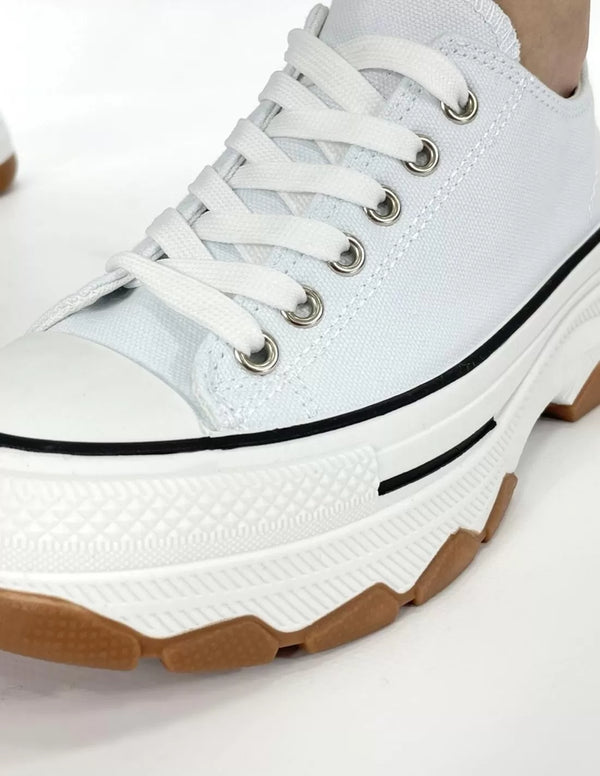 Frily - Classic Sneakers for Women